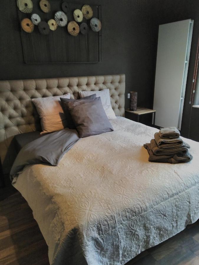 Chambres D'Hotes Les 3 Salamandres Yvoir Kültér fotó
